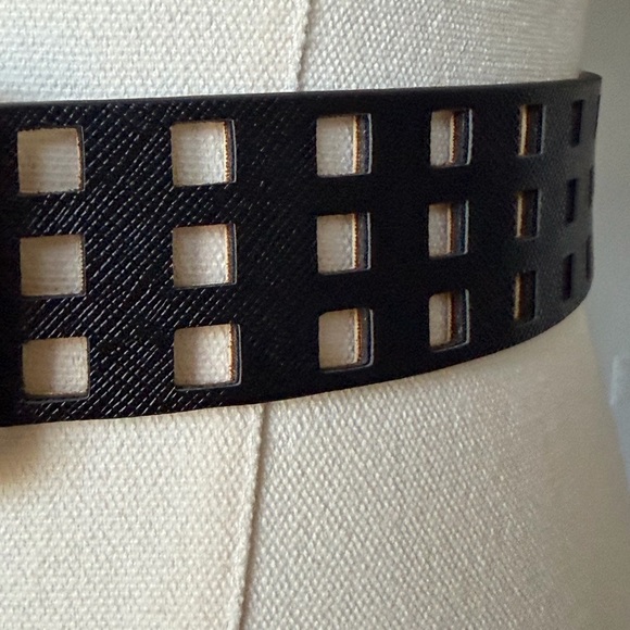 Chic Black Square-Cut Perforated Casual Faux  Leather Belt-M/L - Picture 4 of 7